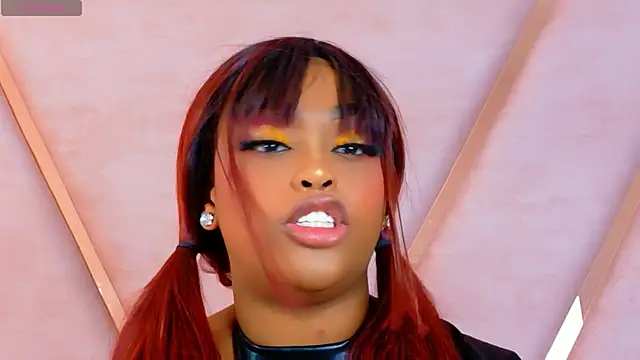TiannahGlow online show from April 29, 5:51 pm