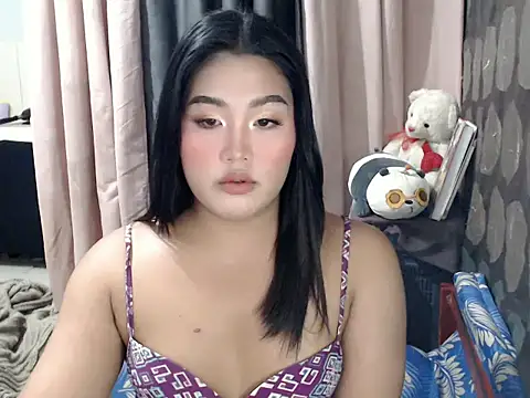YourBaby Eva online show from June 21, 6:01 pm