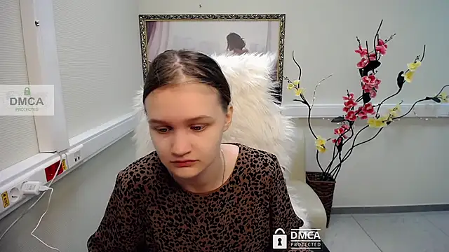  donnaSia  online show from June 28, 6:20 am