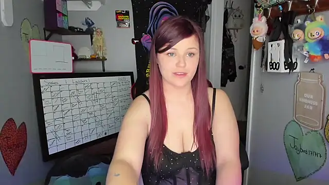 DelilaFields2 online show from June 29, 5:56 pm