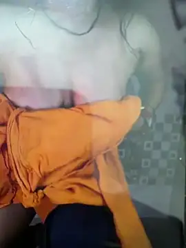 yyyyyooorrrwww online show from April 23, 5:48 pm