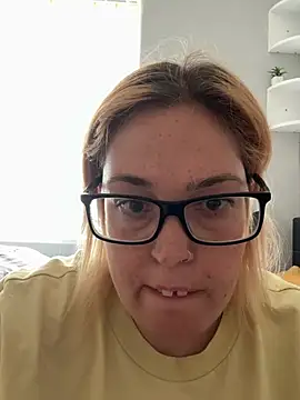 SecretRavenXO online show from May 29, 12:14 pm
