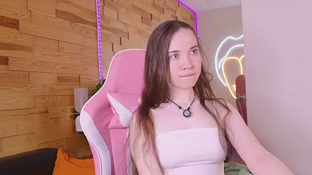 LilaMccoy online show from July 1, 10:37 am