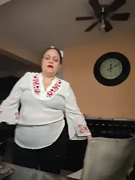 Queen Kassandrafeet online show from May 7, 5:05 pm