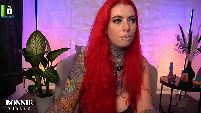 BonnieStylez online show from September 20, 2:43 am