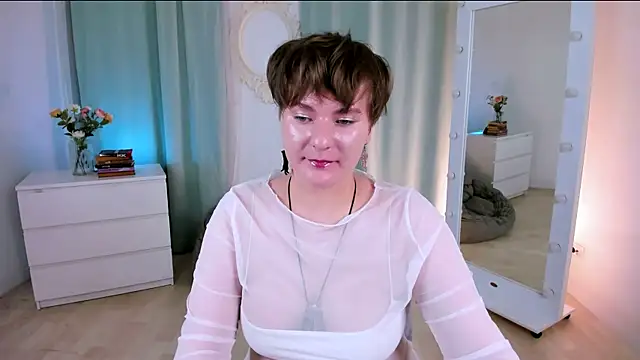 MelittaStorrie online show from May 17, 10:36 am