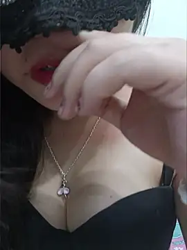 silkyhairs online show from July 12, 12:55 am