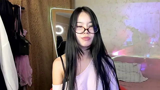 Akiba cute online show from May 7, 7:17 pm