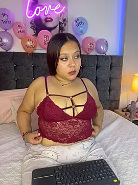 Nahia Baker4 online show from June 5, 8:04 pm