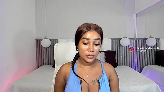 alessia anderson online show from April 15, 6:52 pm