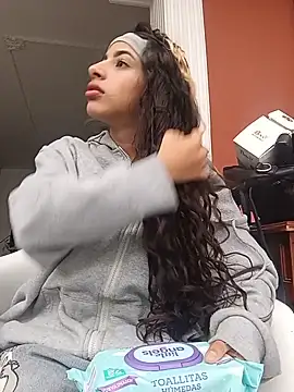 SophiaRivers online show from June 24, 12:15 pm
