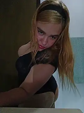 Violettasexy  online show from May 5, 4:15 am
