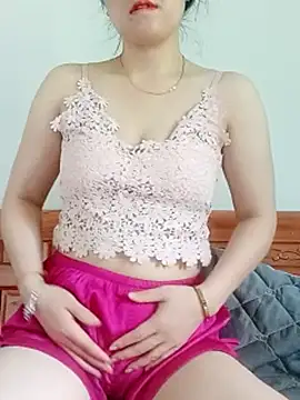 Kee2000 online show from May 16, 1:19 am