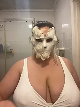 XXXKatyzinhaXXX online show from August 6, 8:38 pm