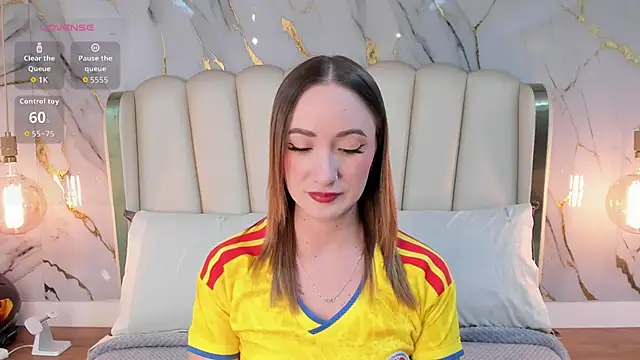Hannah Lane online show from June 27, 12:22 pm
