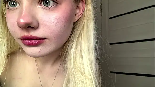 Malinwitch online show from May 15, 5:26 pm