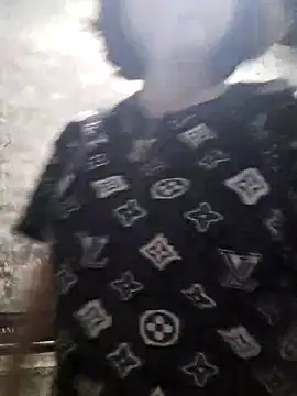 linhkun1 online show from May 16, 11:31 am