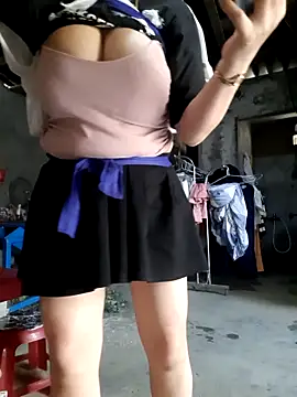 linhkun1 online show from May 20, 2:41 am