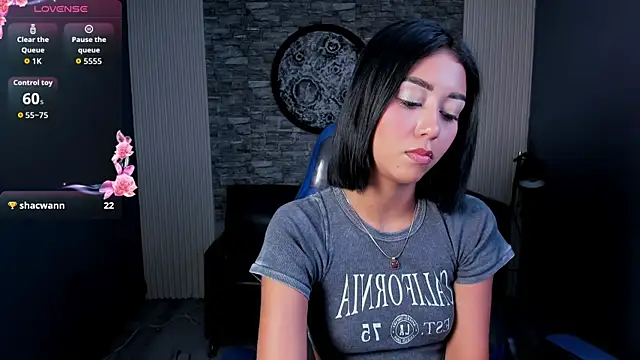 gemma 19  online show from July 18, 8:44 pm
