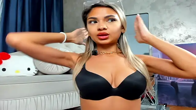NayaSweetie online show from May 28, 9:12 pm