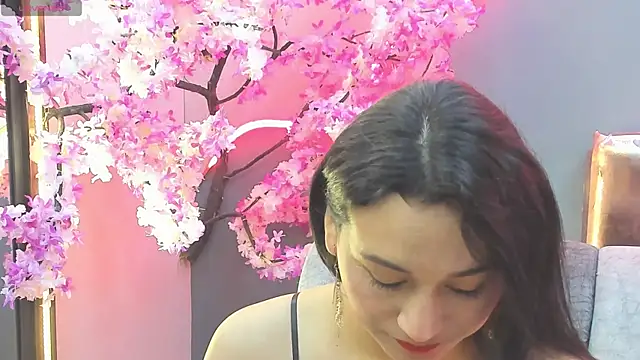 Elizabeth bennett online show from July 13, 7:47 pm