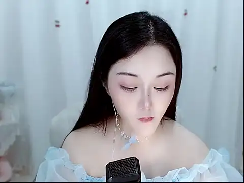 Amy-cnbaby online show from May 31, 2:28 am