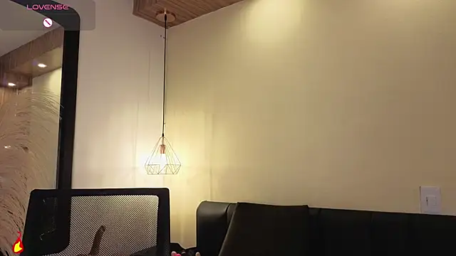 Chloe monroee online show from July 7, 6:47 am