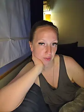 SweetGermanAlina online show from May 21, 7:45 pm
