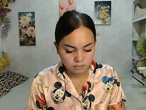 ur asiankat online show from June 26, 7:26 pm