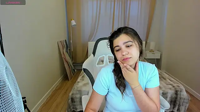 Trisha Moore online show from July 2, 1:16 am