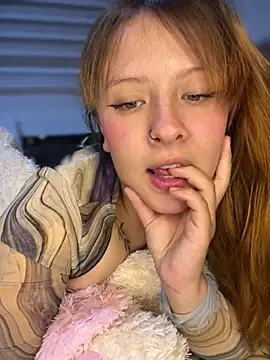 CharlotteUwU   online show from May 31, 2:39 am