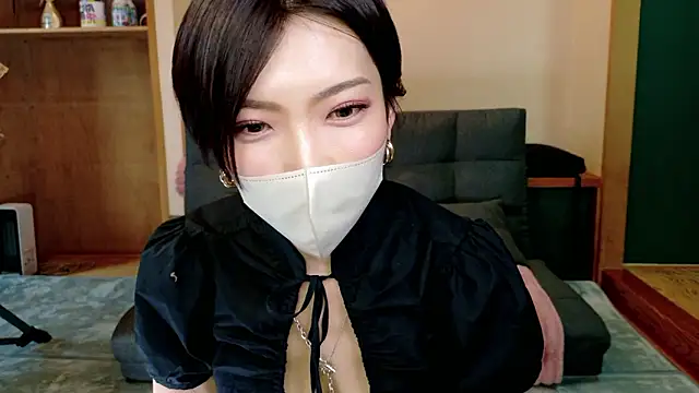 Naomi 00122 online show from July 5, 4:08 am
