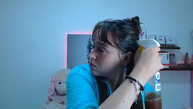 anyela bubble18 online show from July 19, 11:29 pm