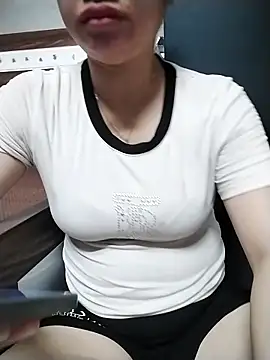 Girl lovebaby online show from June 3, 1:07 am