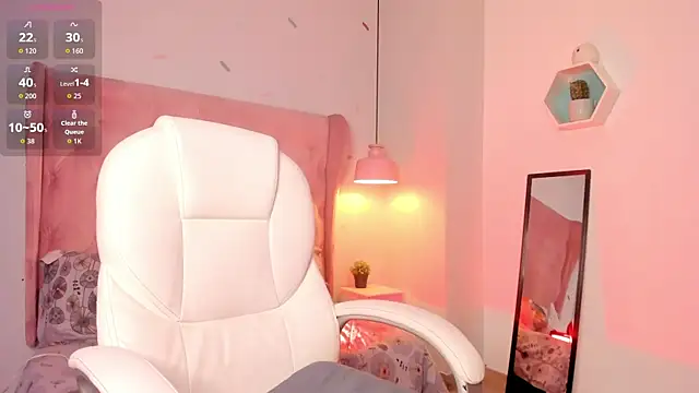 Scarlet Big boobs online show from June 23, 3:26 am