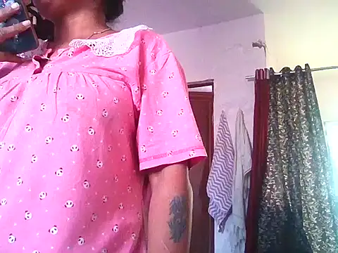RubinaKhan6 online show from May 16, 1:41 am