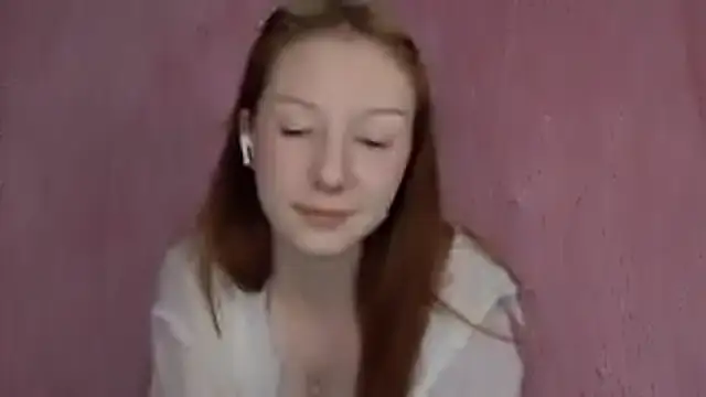 VexyBelle online show from May 4, 2:10 pm