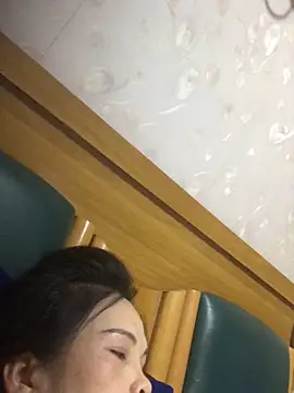 nidejiejie online show from June 7, 12:01 pm