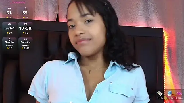 BrianaRuiiz  online show from June 12, 12:57 pm