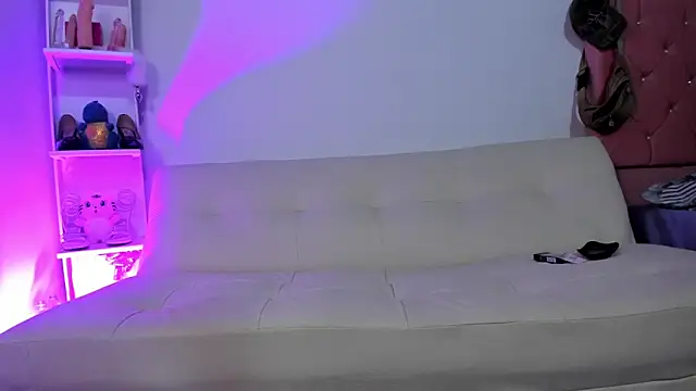 ela velvet online show from May 5, 4:59 am