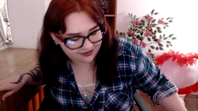 KarolinasHot online show from June 11, 1:27 am