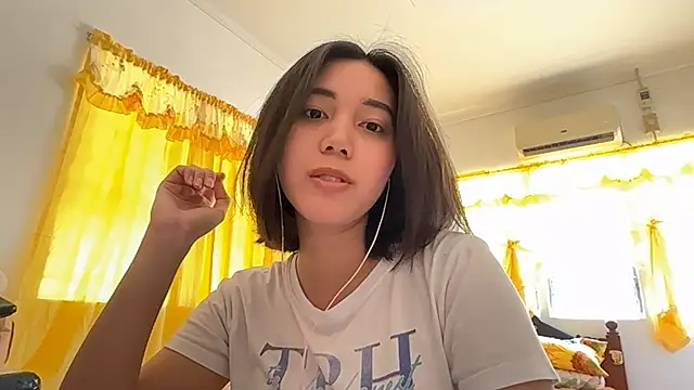 JenMilfeld online show from May 8, 2:59 am