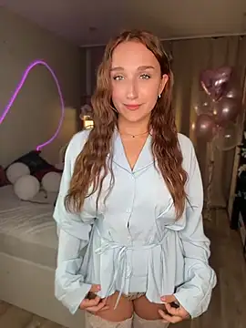 jenniferwalkers online show from June 27, 7:53 pm