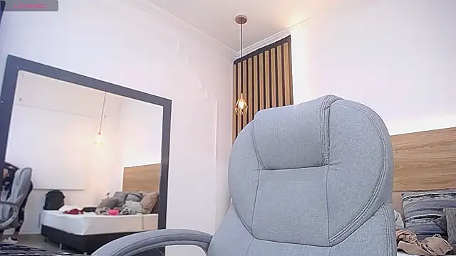 alexa forbes  online show from June 25, 3:17 am