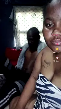 ChubbyMidgetxxx19 online show from July 17, 10:19 am