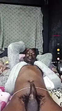 ChubbyMidgetxxx19 online show from July 21, 7:03 pm
