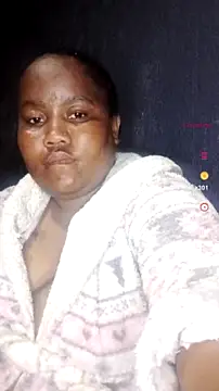 ChubbyMidgetxxx19 online show from July 20, 6:52 pm