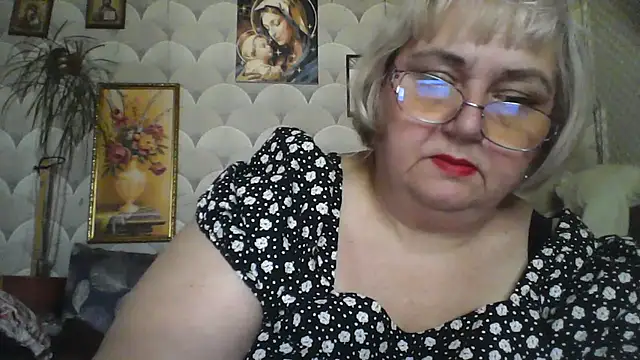 MarinaFarina53 online show from June 10, 6:23 am