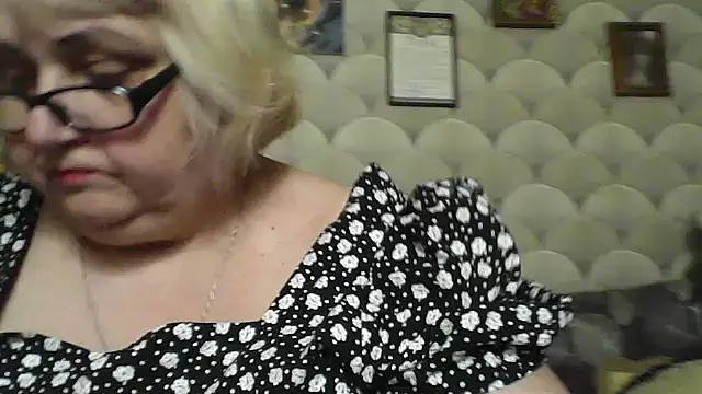 MarinaFarina53 online show from June 16, 12:17 pm