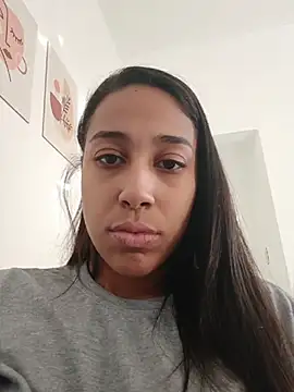 modelisa01 online show from June 1, 7:26 pm